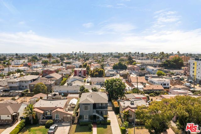 1722 W 79th Street, Los Angeles, CA 90047