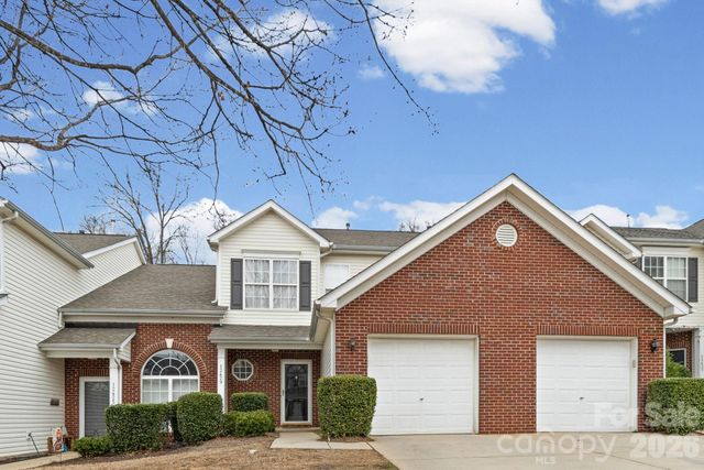 12429 Stratfield Place Circle, Pineville, NC 28134