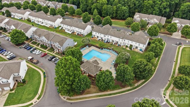 12429 Stratfield Place Circle, Pineville, NC 28134