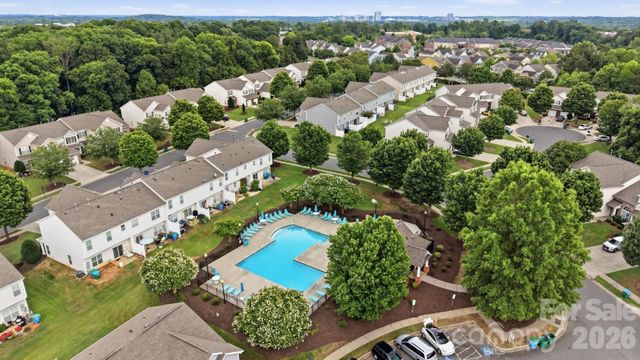 12429 Stratfield Place Circle, Pineville, NC 28134