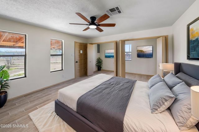 660 Wendy Lane, Las Cruces, NM 88007