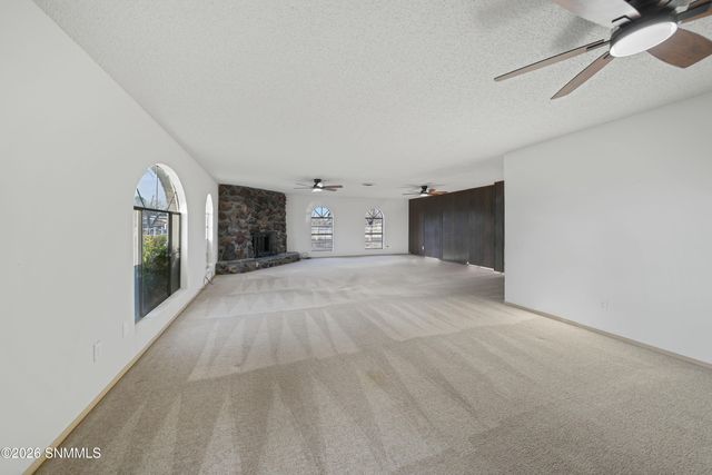 660 Wendy Lane, Las Cruces, NM 88007