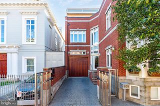 838 LOMBARD ST, Philadelphia, PA 19147