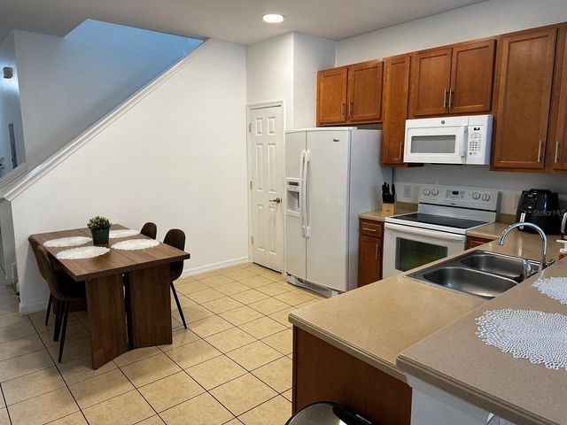 5104 DOMINICA DRIVE, Kissimmee, FL 34746
