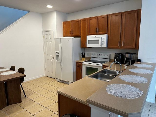 5104 DOMINICA DRIVE, Kissimmee, FL 34746