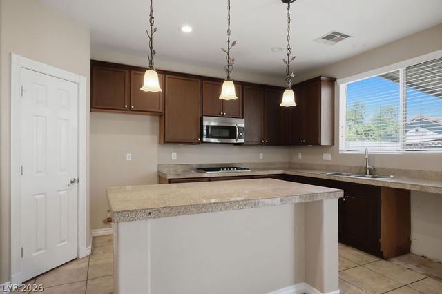 9712 Running Rabbit Street, Las Vegas, NV 89143