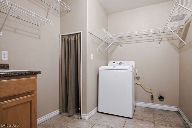 9712 Running Rabbit Street, Las Vegas, NV 89143