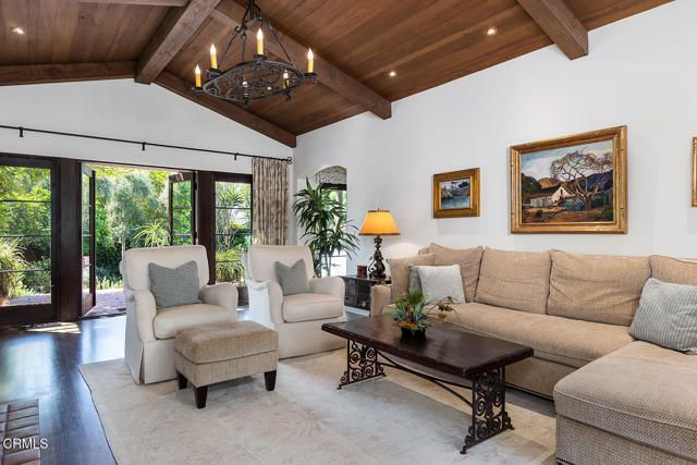 546 La Loma Road, Pasadena, CA 91105