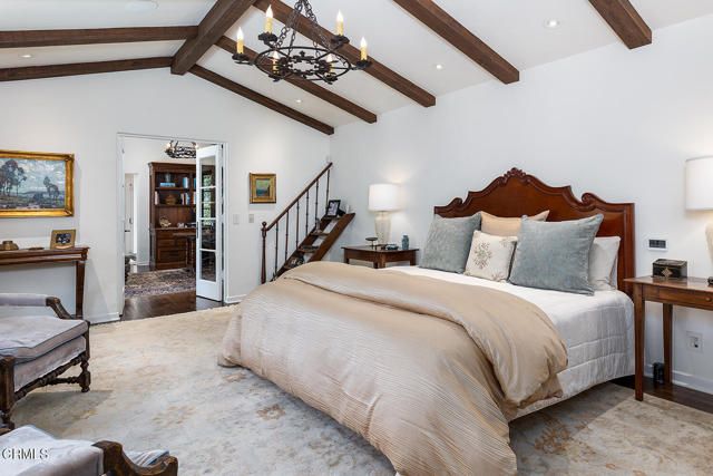 546 La Loma Road, Pasadena, CA 91105