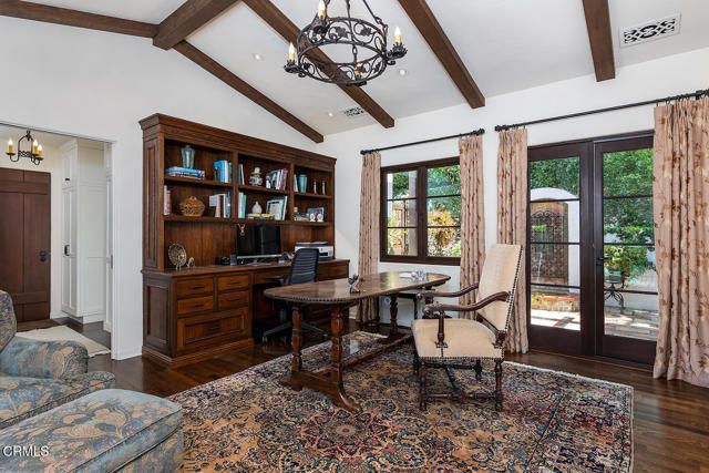 546 La Loma Road, Pasadena, CA 91105