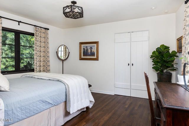 546 La Loma Road, Pasadena, CA 91105