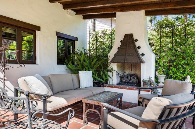 546 La Loma Road, Pasadena, CA 91105