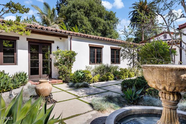 546 La Loma Road, Pasadena, CA 91105
