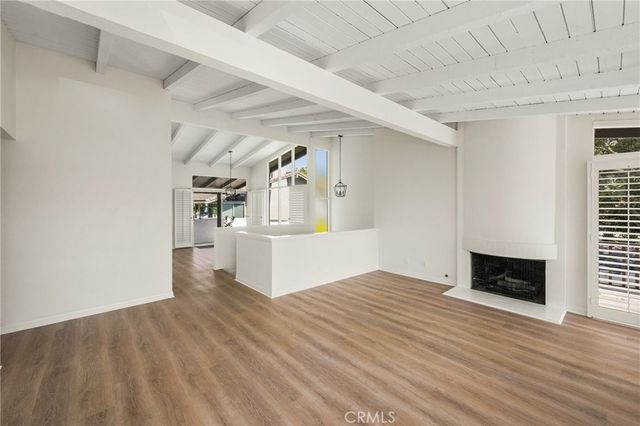 2108 Vista Entrada, Newport Beach, CA 92660