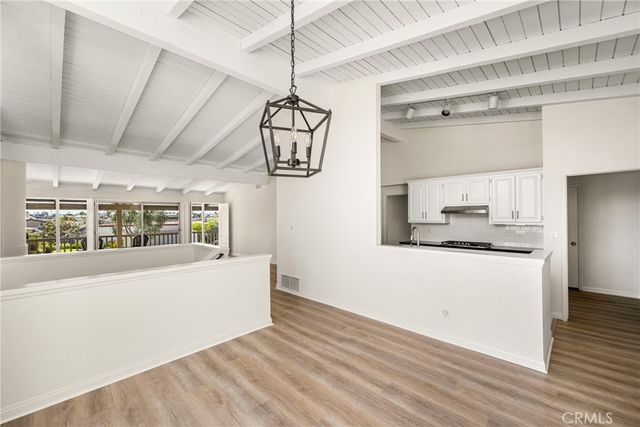 2108 Vista Entrada, Newport Beach, CA 92660