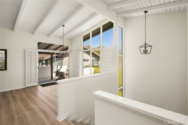 2108 Vista Entrada, Newport Beach, CA 92660