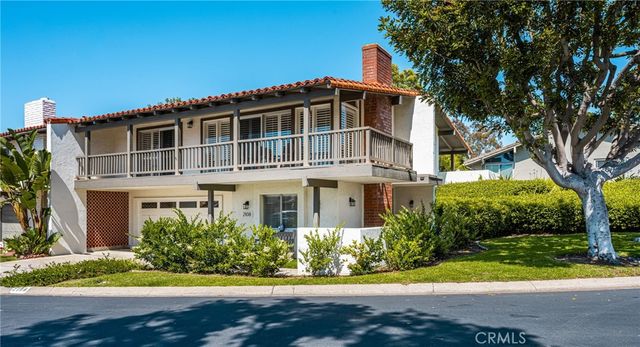 2108 Vista Entrada, Newport Beach, CA 92660