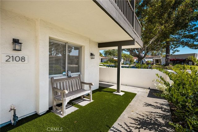 2108 Vista Entrada, Newport Beach, CA 92660