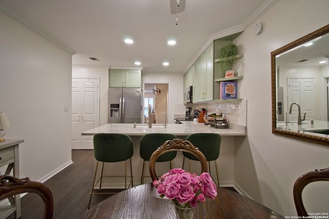 201 Ellwood St Apt 107, San Antonio, TX 78209