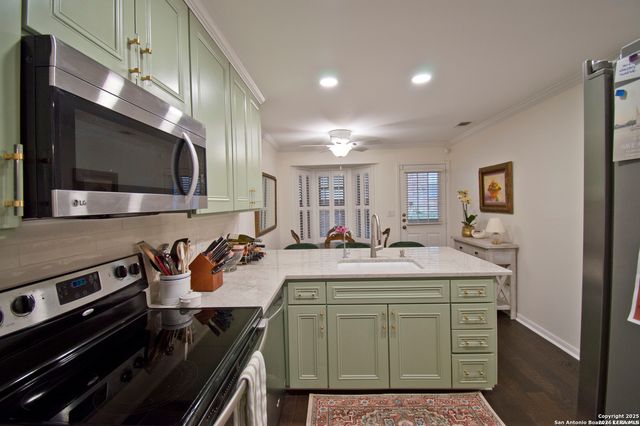 201 Ellwood St Apt 107, San Antonio, TX 78209