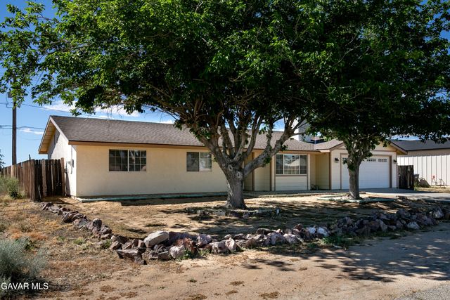 10416 Peach Avenue, California City, CA 93505