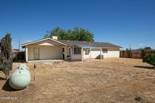 10416 Peach Avenue, California City, CA 93505