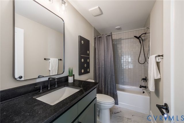 4217 Echo Ho Ln, Richmond, VA 23235