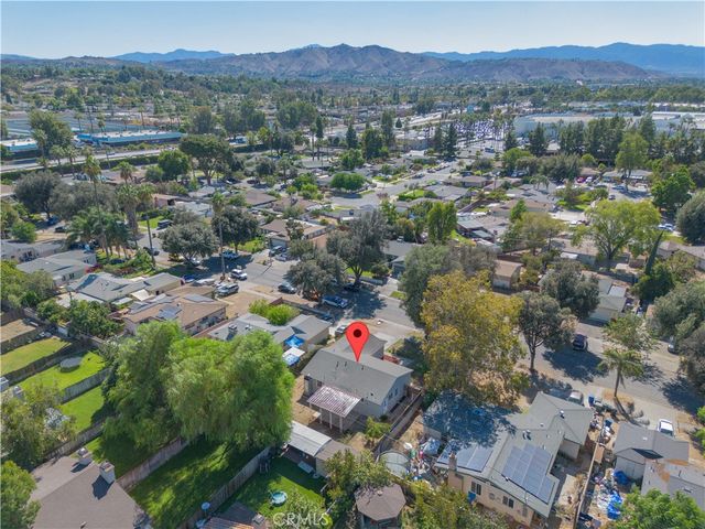 3555 Ross, Riverside, CA 92503