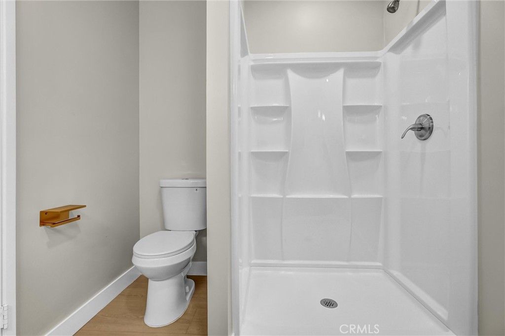 Image 19 of property listing at 5348 Fairview Boulevard 3, Ladera Heights, CA 90056