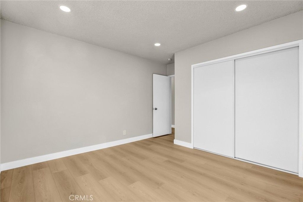 Image 23 of property listing at 5348 Fairview Boulevard 3, Ladera Heights, CA 90056