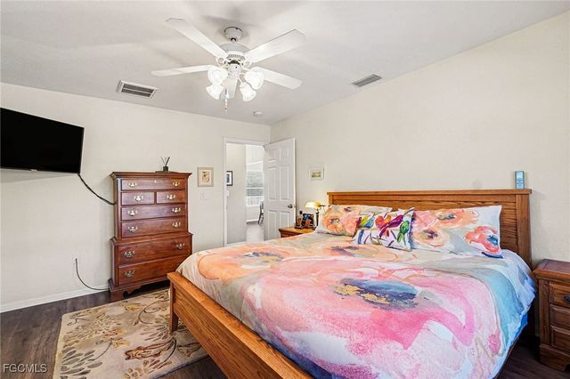 2369 NE 43rd LN, Cape Coral, FL 33909