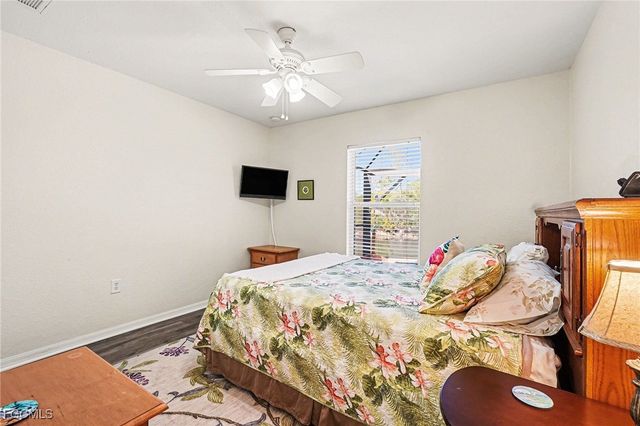 2369 NE 43rd LN, Cape Coral, FL 33909