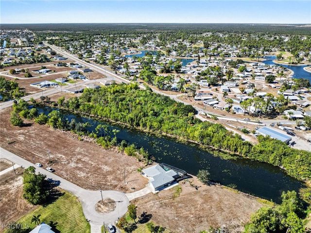 2369 NE 43rd LN, Cape Coral, FL 33909