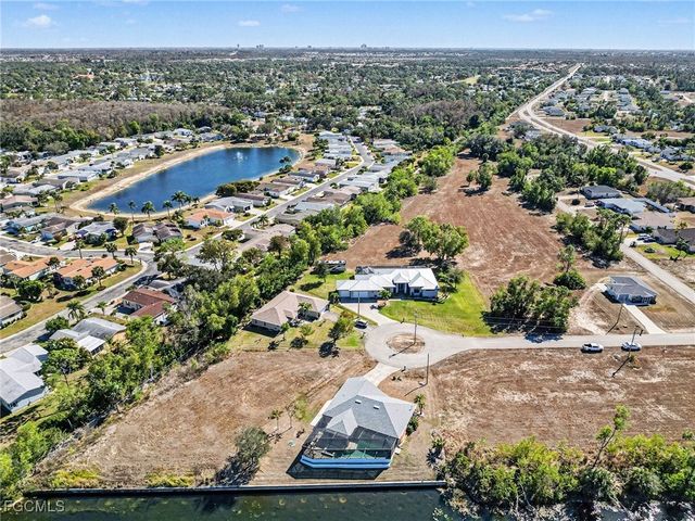 2369 NE 43rd LN, Cape Coral, FL 33909