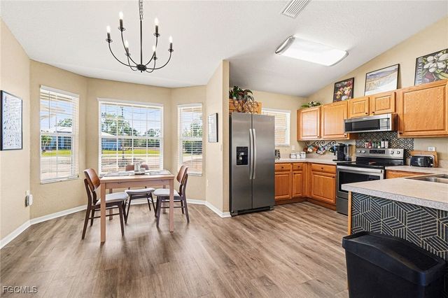 2369 NE 43rd LN, Cape Coral, FL 33909