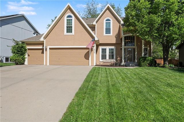 1830 Parkside Drive, Liberty, MO 64068