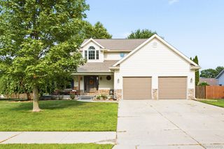 517 Kelli Avenue, Marysville, MI 48040