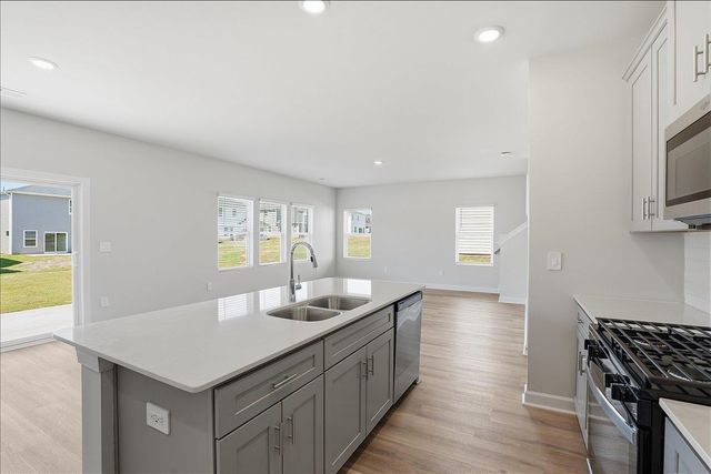 903 Rising Oak Court, Spartanburg, SC 29301