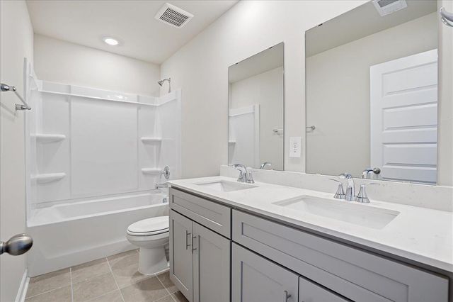 903 Rising Oak Court, Spartanburg, SC 29301