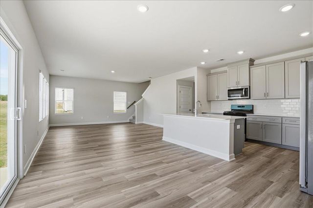 903 Rising Oak Court, Spartanburg, SC 29301