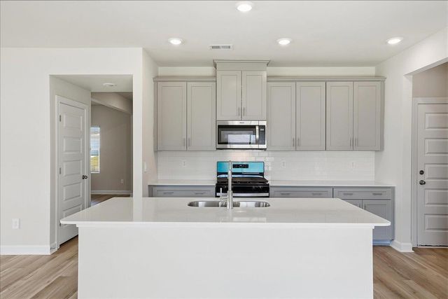 903 Rising Oak Court, Spartanburg, SC 29301