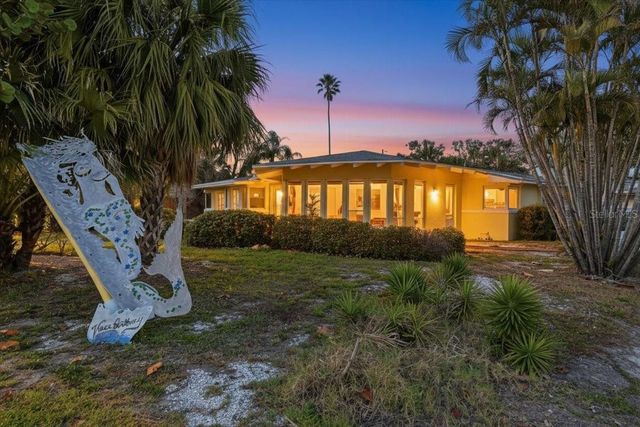 16007 GULF BOULEVARD, Redington Beach, FL 33708
