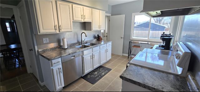 1416 Fieldstone Drive, Dayton, OH 45414