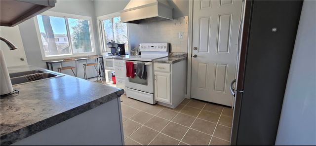 1416 Fieldstone Drive, Dayton, OH 45414