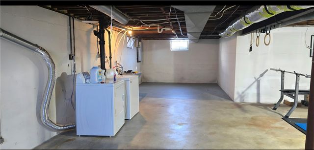1416 Fieldstone Drive, Dayton, OH 45414