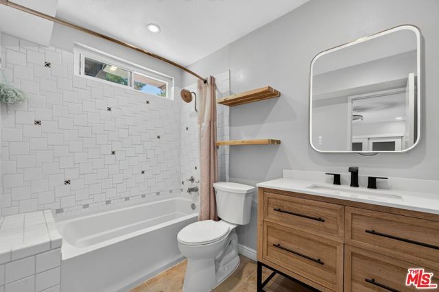 2418 Graham Avenue 2, Redondo Beach, CA 90278