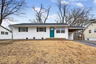 695 Mullanphy Road, Florissant, MO 63031