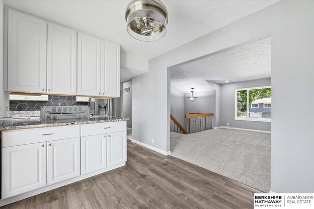 6204 S 140th Avenue, Omaha, NE 68137