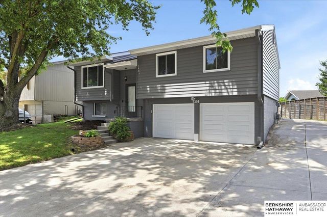 6204 S 140th Avenue, Omaha, NE 68137
