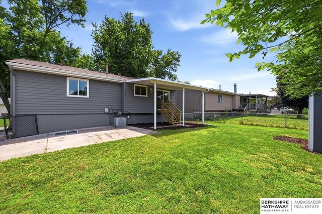 6204 S 140th Avenue, Omaha, NE 68137